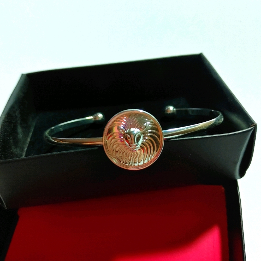AVON - HOROSCOPE CUFF BRACELET